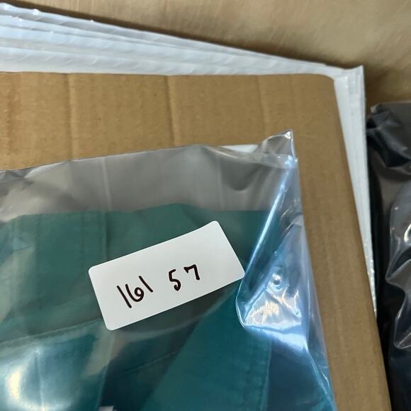 O'Reilly Auto Shirt Womens Small Green Work Uniform Short Sleeve Embroidered Top - Picture 8 of 8